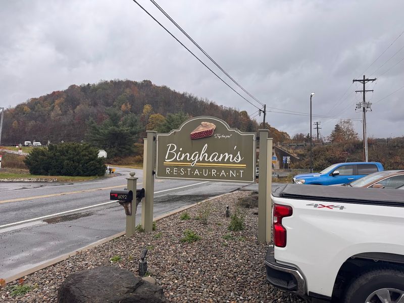 A Roadside Spot That Punches Way Above Its Weight