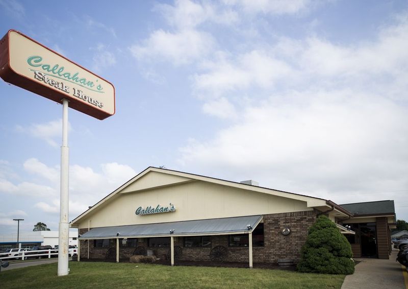A Roadside Steakhouse Worth The Stop A Roadside Steakhouse Worth The Stop