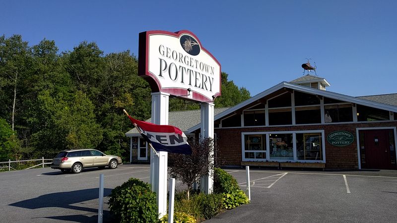 A Roadside Stop That Is Easy To Find A Roadside Stop That Is Easy To Find