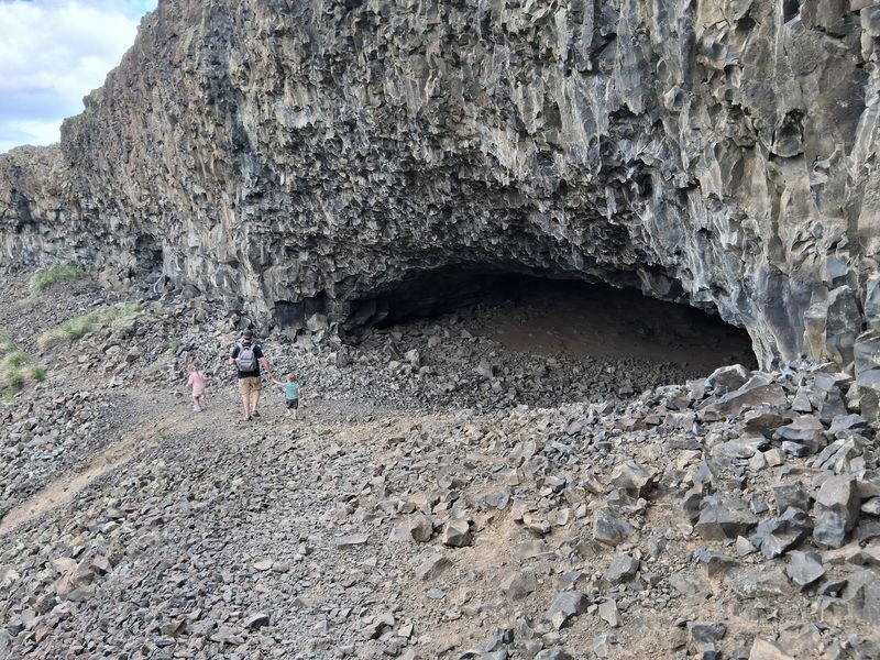 A Rocky Path That Rewards Careful Steps