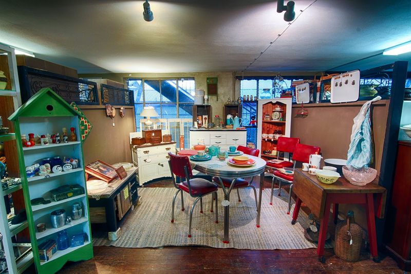 A Treasure Hunter's Dream For Unique Gift Shopping