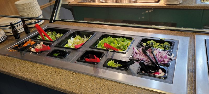 A Salad Bar That Shines Bright A Salad Bar That Shines Bright