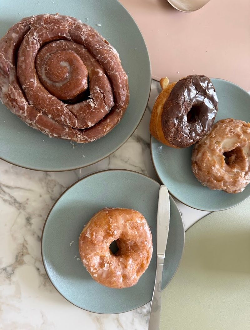 What Makes The Glaze Absolutely Unforgettable