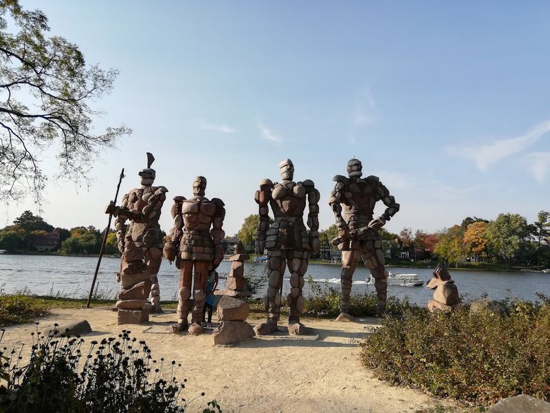 Free And Easy To Visit