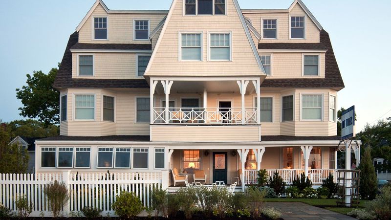 A Seaside Stay With Deep Roots