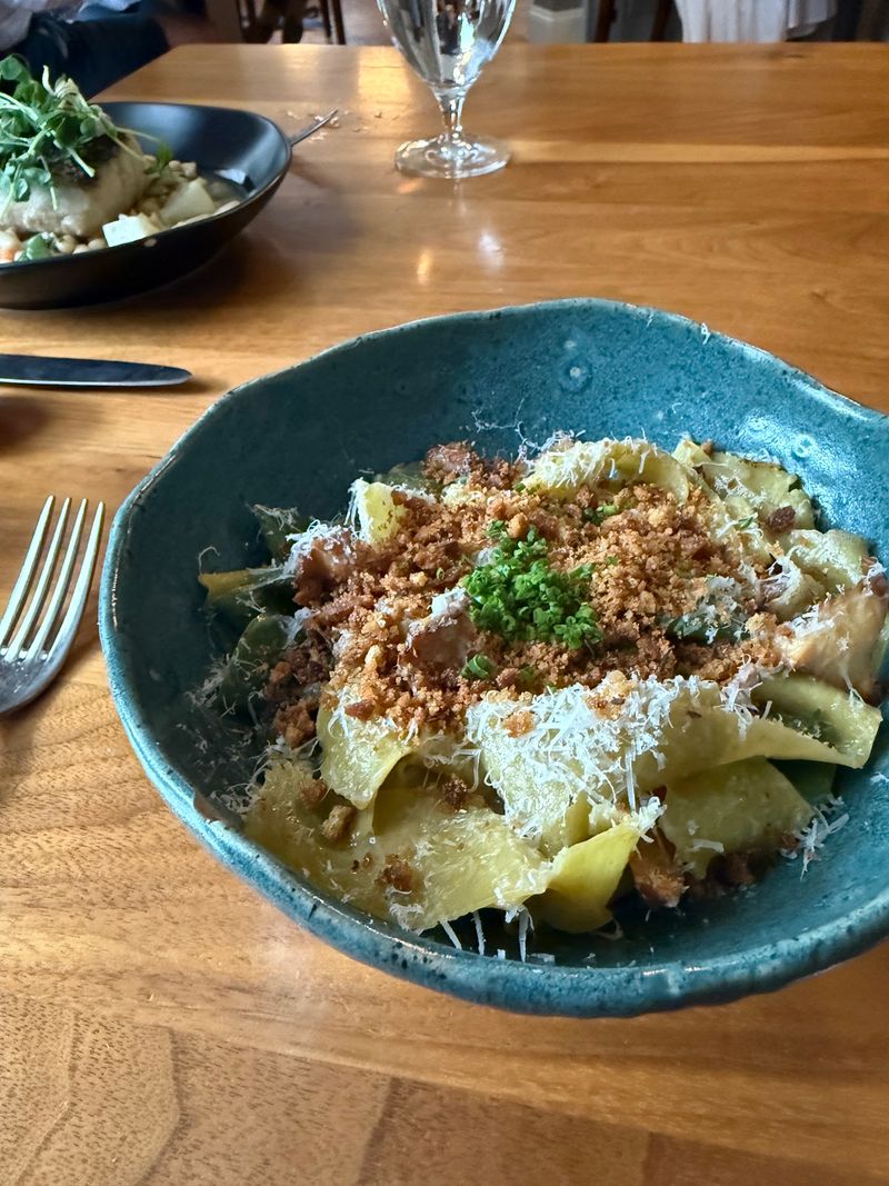A Seasonal Menu That Keeps Every Visit Feeling Brand New