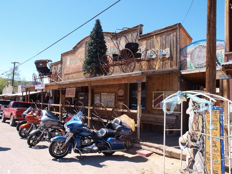 Roadside Stops That Feel Wild And Wonderfully Unexpected