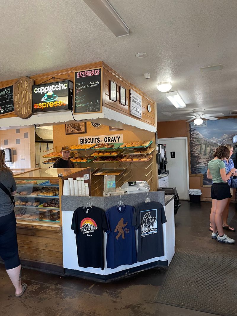 A Sensible Stop For Families, Couples, Solo Diners, And Road Trippers