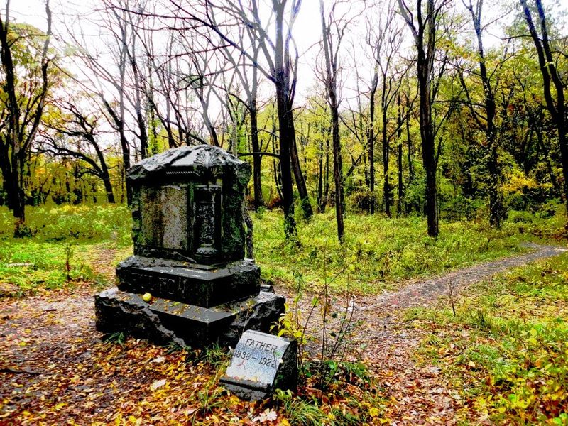 A Settlers' Resting Place With Deep Roots
