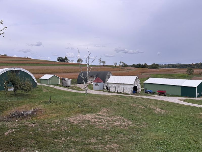 A Seventh-Generation Farm With Deep Roots