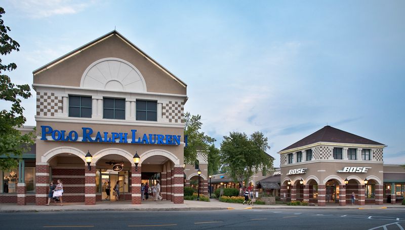 A Shopping Complex That Truly Earns The Word Massive