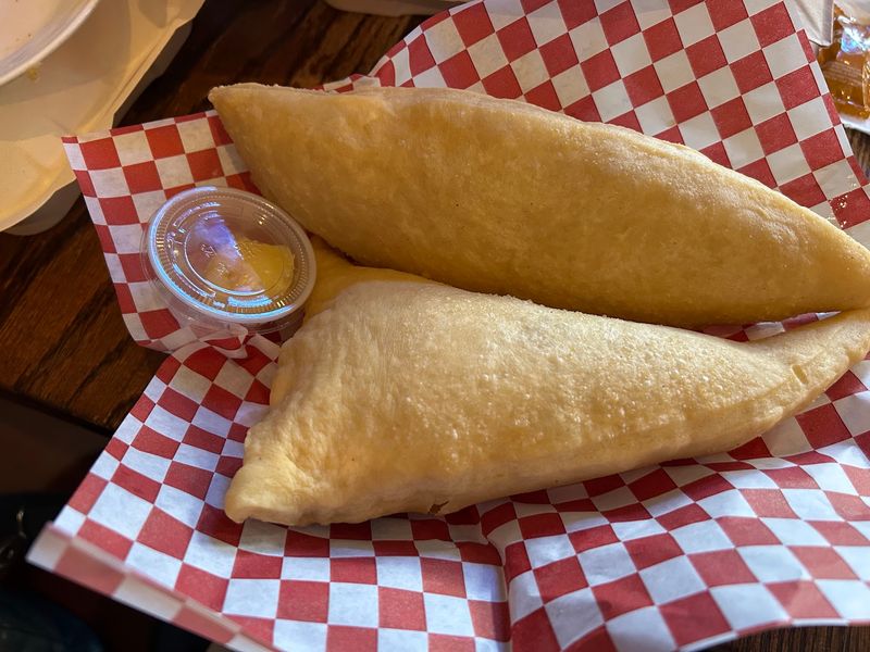 A Slice of the Southwest on Hewitt Avenue