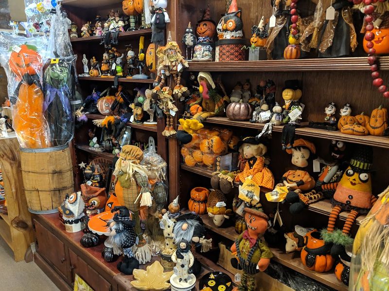 A Year-Round Christmas Wonderland That Never Closes Its Doors