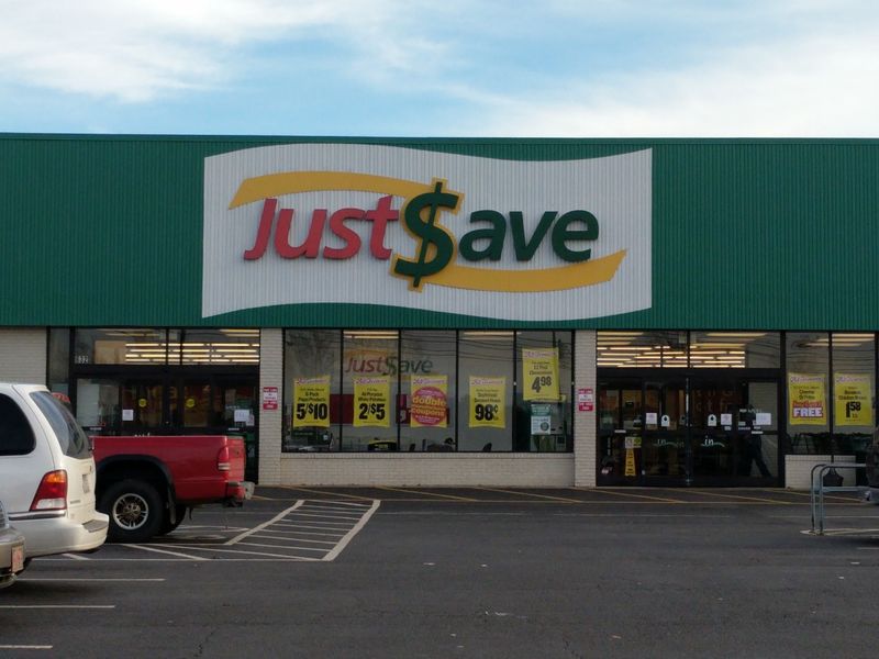 A Small Town Location With Big Time Grocery Convenience A Small Town Location With Big Time Grocery Convenience