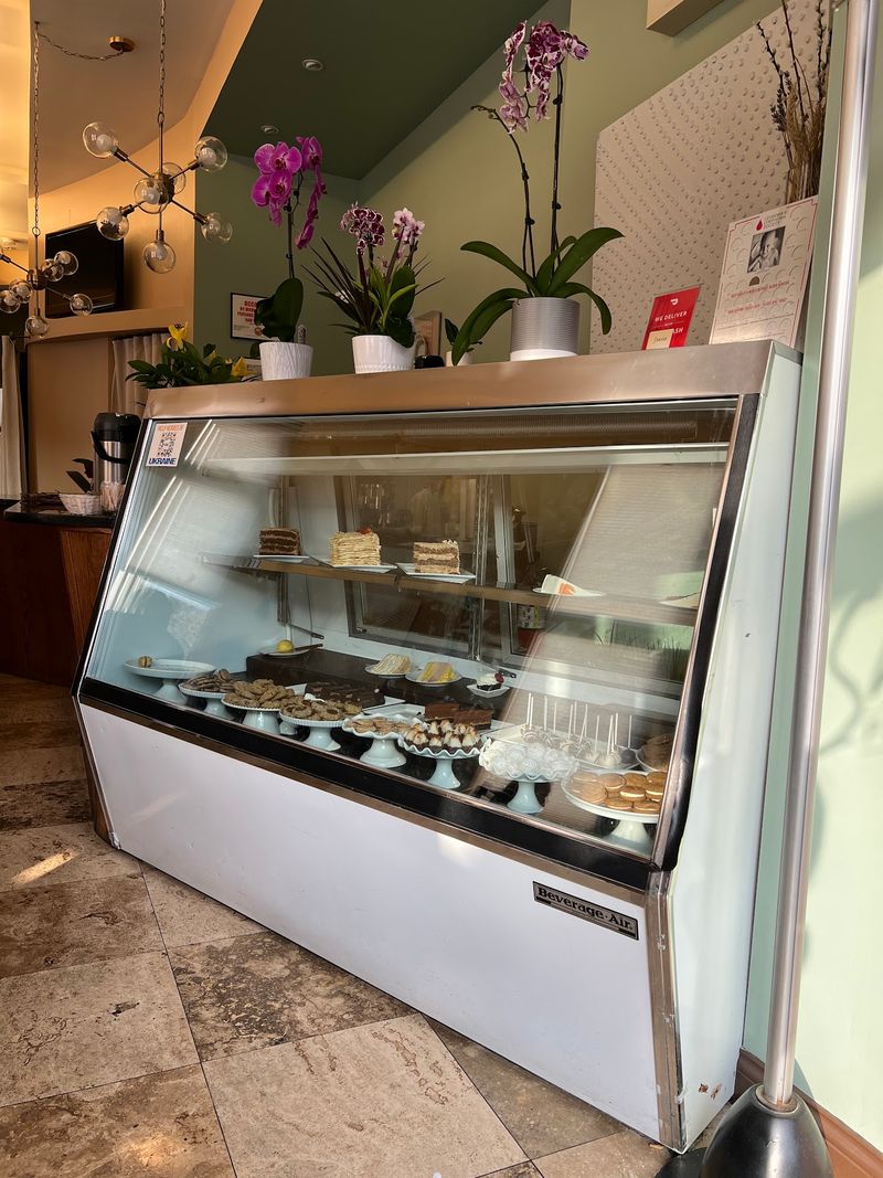 A Small Ukrainian Cafe On West Chicago Avenue