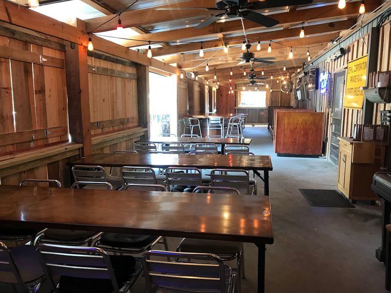 A Southern Arkansas Dining Room Made For Lingering