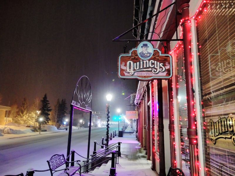 How To Turn Dinner At Quincy's Into A Perfect Leadville Evening