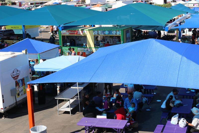 A Sprawling Swap Meet in the Heart of Glendale