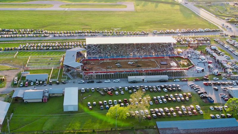 A Stadium Built For Big-Crowd Excitement A Stadium Built For Big-Crowd Excitement