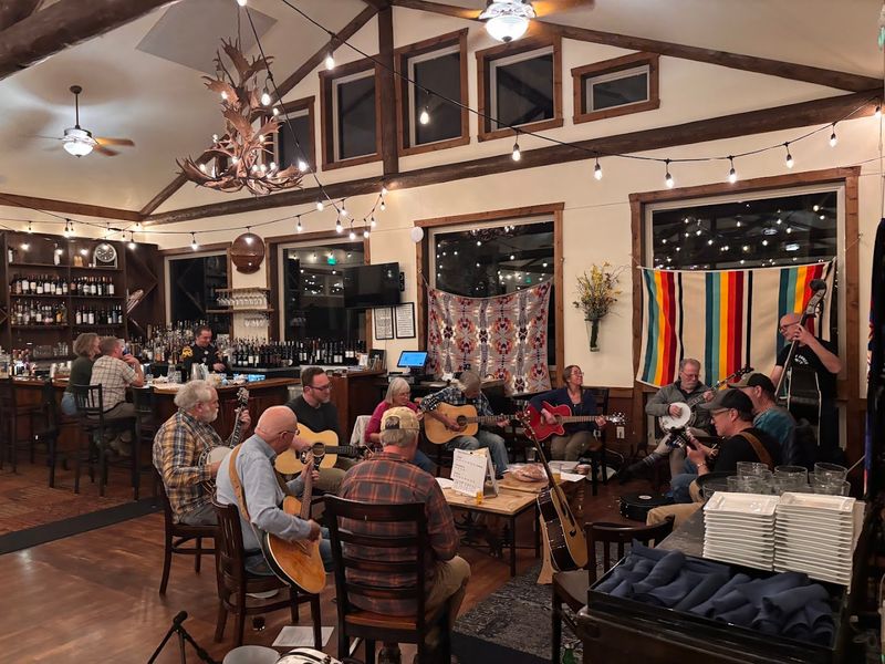 Live Music That Changes the Whole Temperature of the Room