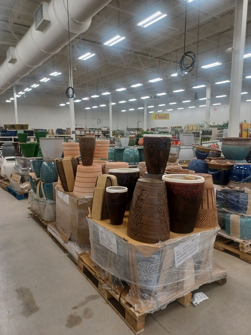 A Store That Feels Like A Well-Organized Flea Market A Store That Feels Like A Well-Organized Flea Market