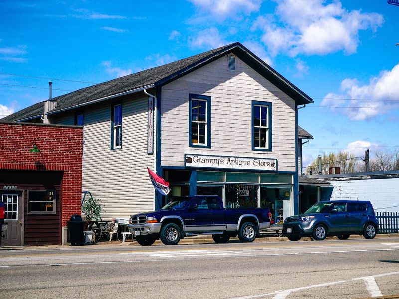 A Store With Old Bones