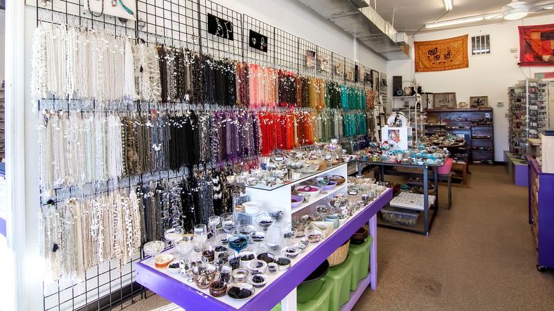 A Storefront That Explodes With Color A Storefront That Explodes With Color