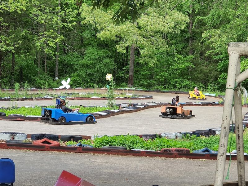 A Sunlit Track With Small-Town Energy