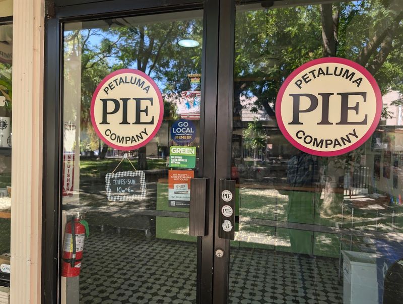 A Local Favorite On Petaluma Boulevard
