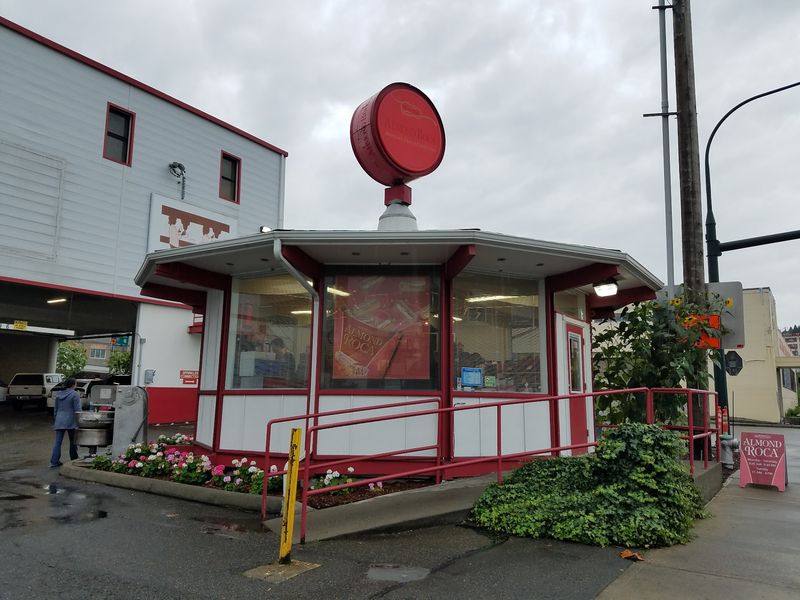 A Sweet Landmark in Tacoma's Dome District A Sweet Landmark in Tacoma's Dome District
