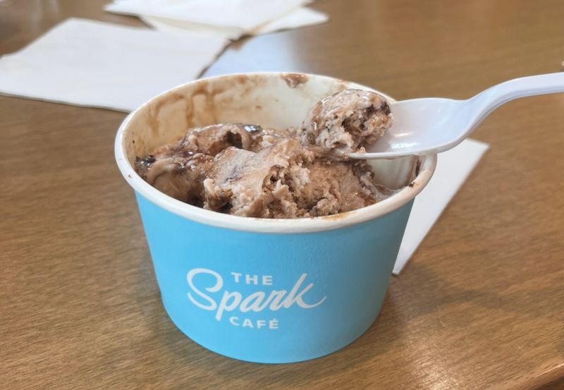 A Sweet Pause After A Museum Visit