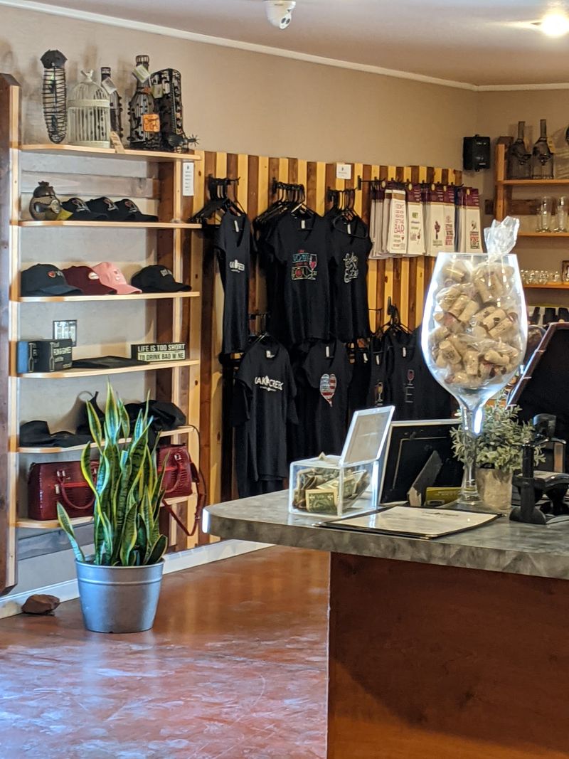 A Tasting Room That Doubles as a Boutique A Tasting Room That Doubles as a Boutique