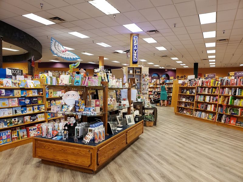 A Tempe Bookstore That Plays By Its Own Rules