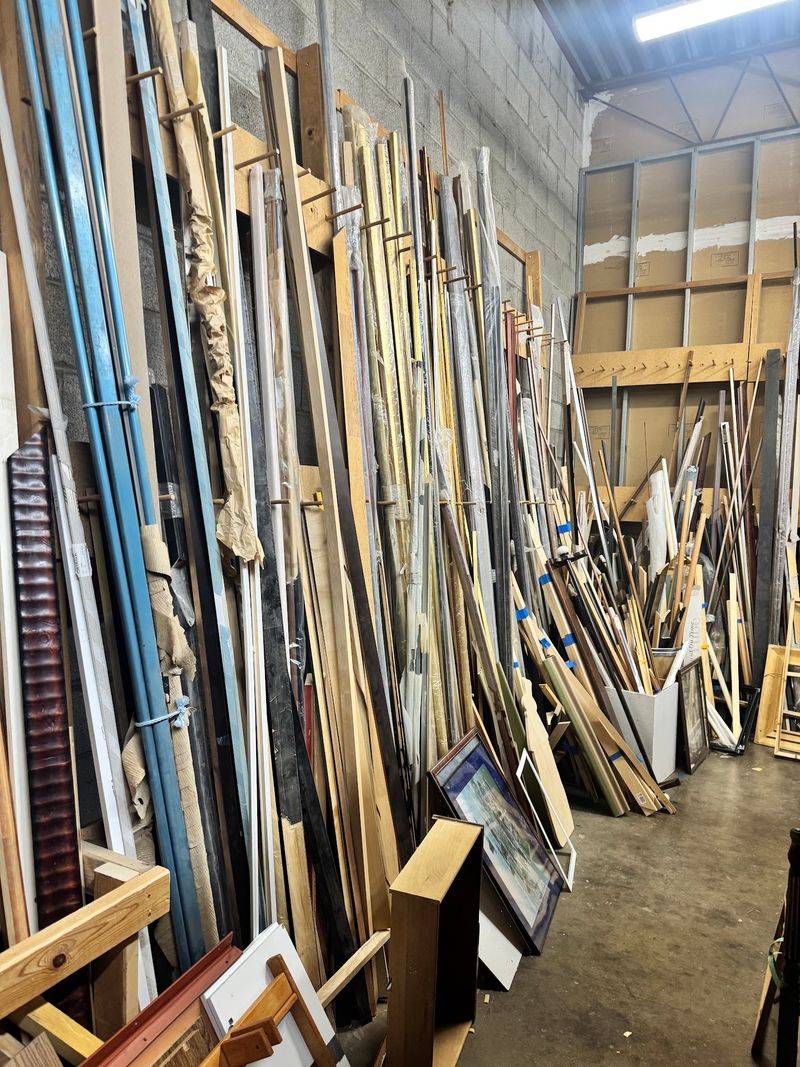 A Tempe Warehouse Where Leftover Supplies Find New Owners A Tempe Warehouse Where Leftover Supplies Find New Owners