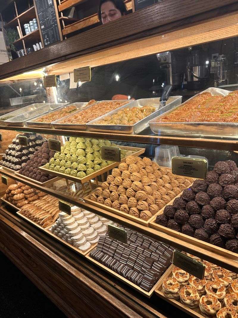 A Thousand Tales Restaurant / Bakery & Cafe, Mt Prospect, IL