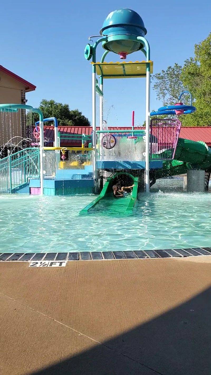 A Three-Pool Playground Made For Summer A Three-Pool Playground Made For Summer