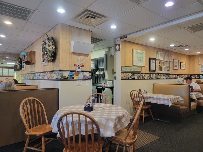 A True Taste Of Amish Country In The Heart Of Sarasota