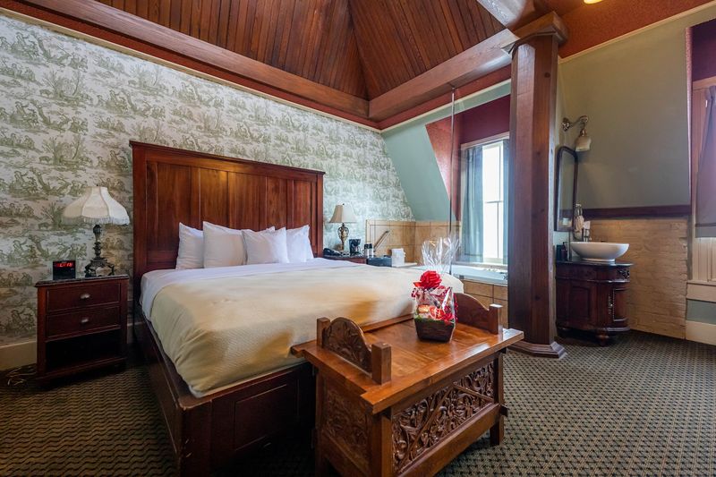 Guests Report Objects Moving Without Explanation