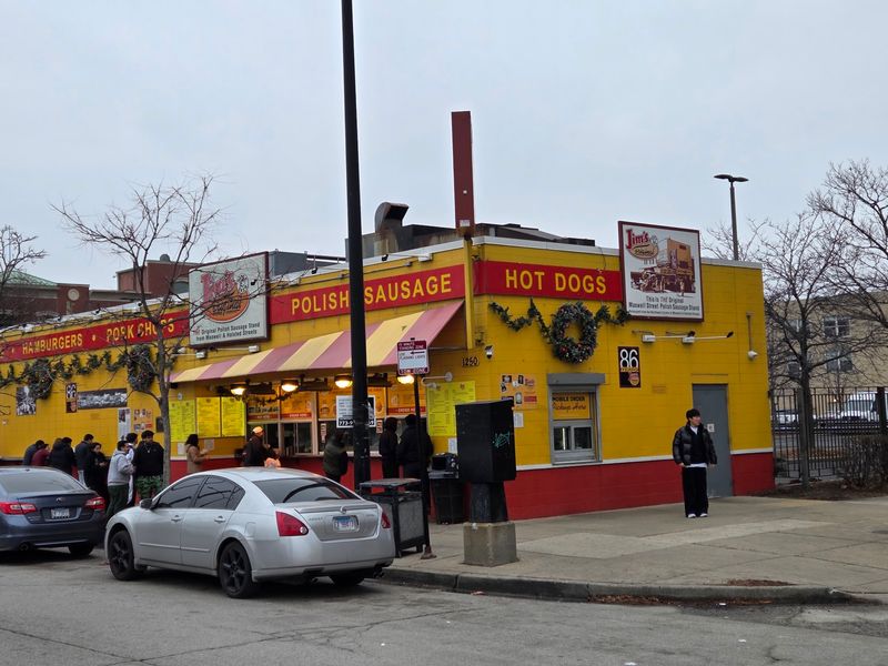 A Walk-Up Stand On Chicago's Near West Side