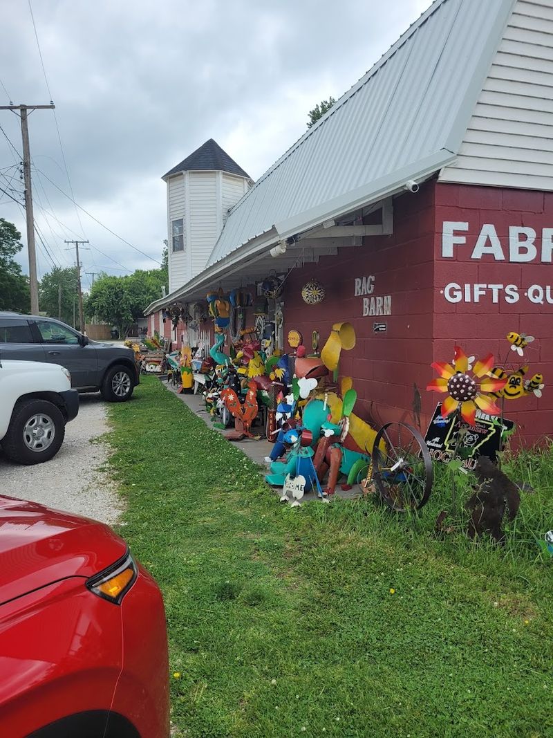 A Warm Browse Through Craft Country