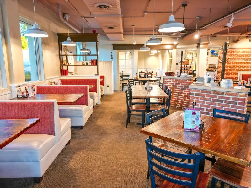 A Warm, Quaint Atmosphere