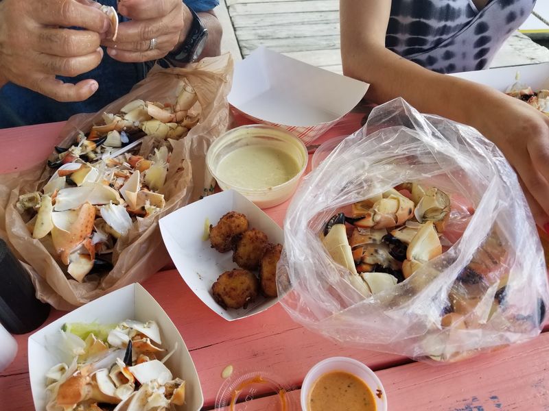 A Waterside Picnic You Will Never Forget A Waterside Picnic You Will Never Forget