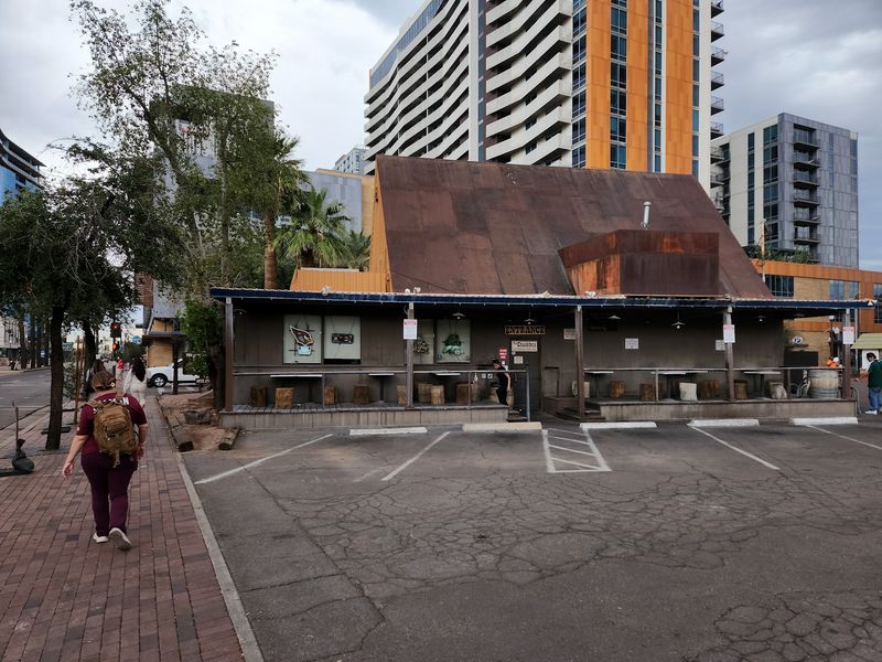 A Western Holdout in the Middle of Tempe