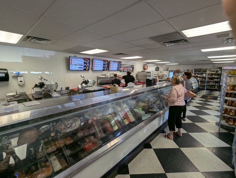 A Westminster Stop That Solves Lunch And Dinner
