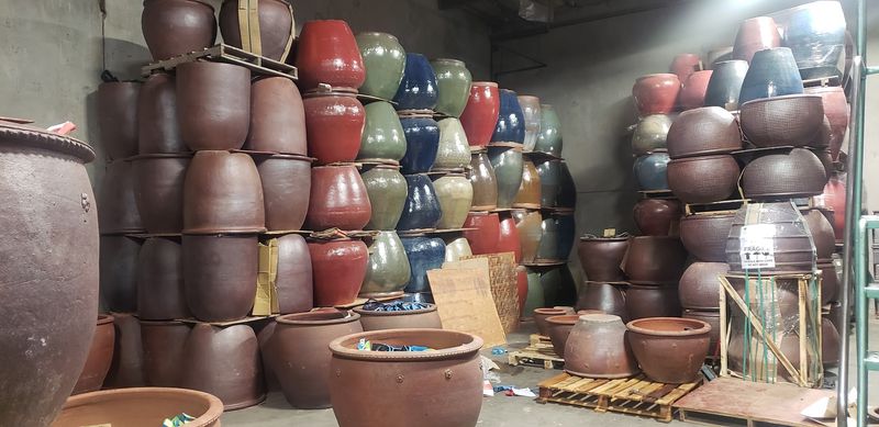 A Wholesaler That Quietly Welcomes The Public