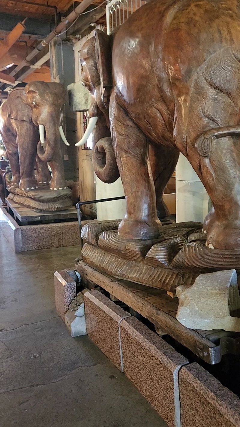A Worthy Stop For Old-Fashioned Treasure Hunters