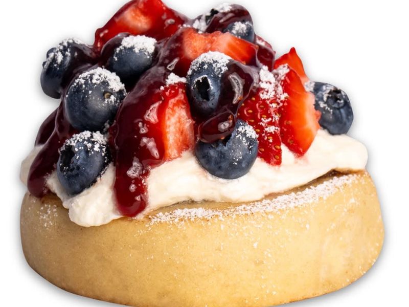 A powdered-sugar finish cannot authenticate the recipe