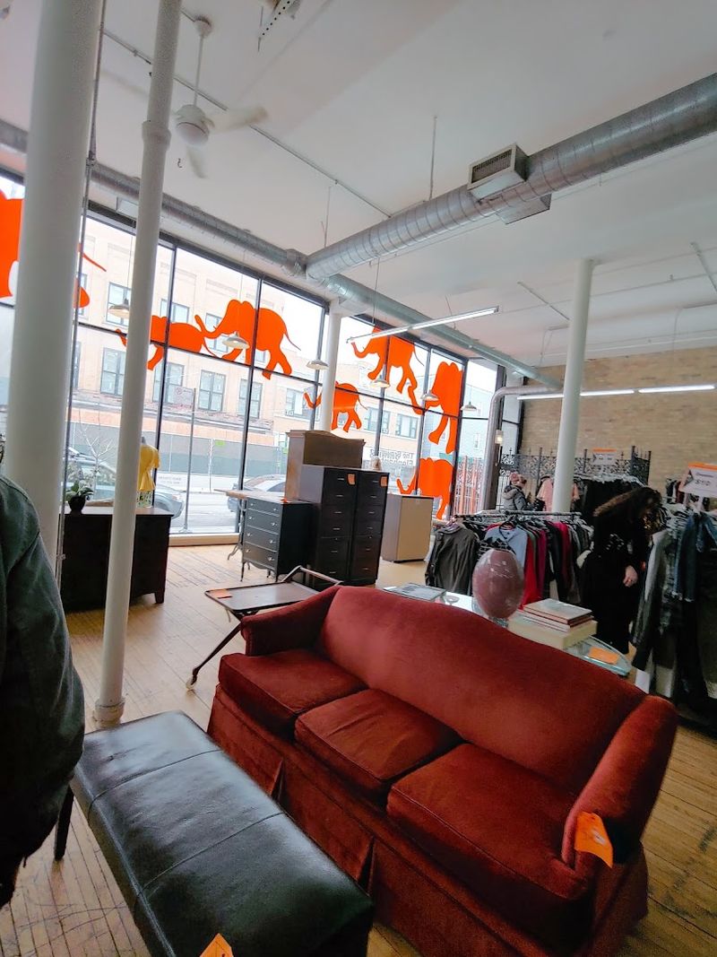 A warm atmosphere for browsers, treasure hunters, and donors
