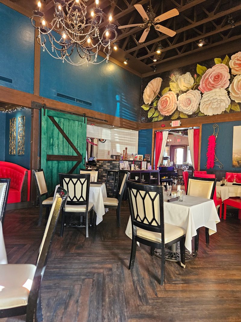 Paris Bistro – Naperville