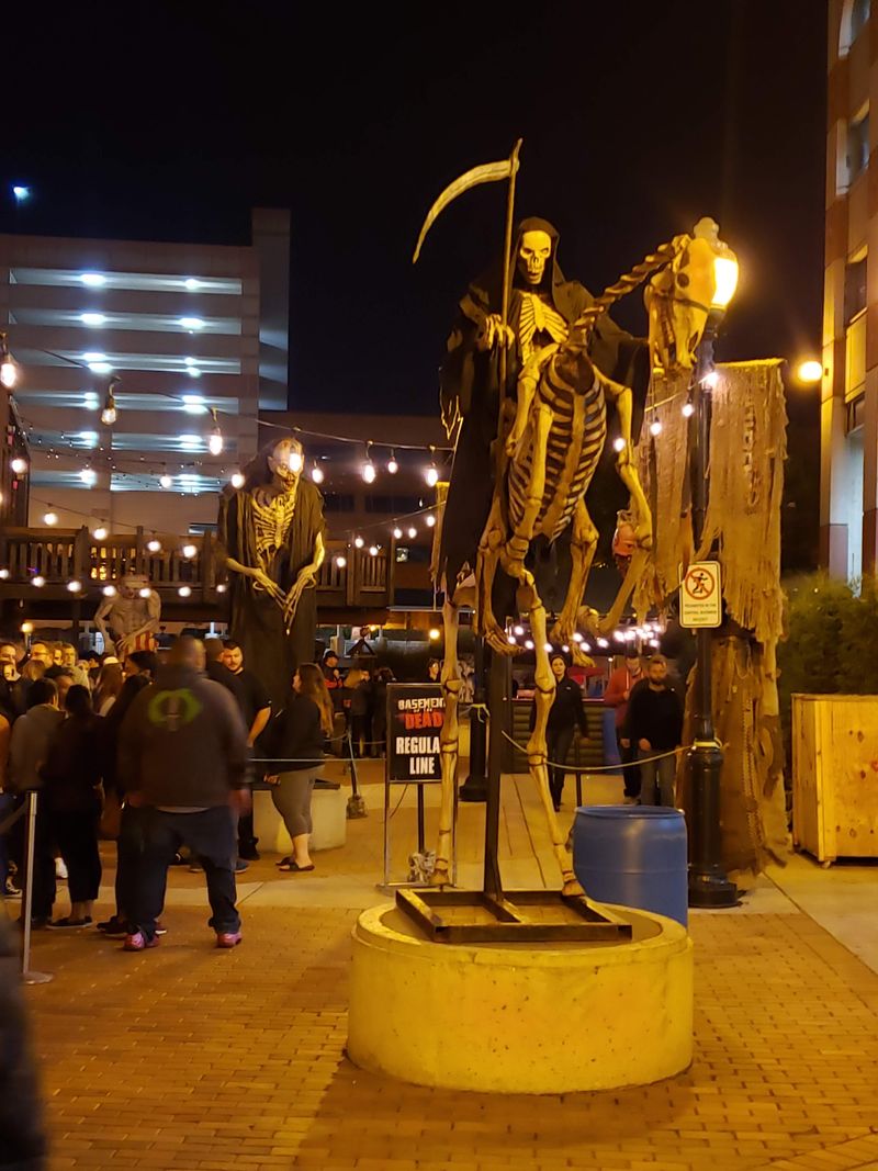 Downtown Aurora Vibes Before And After